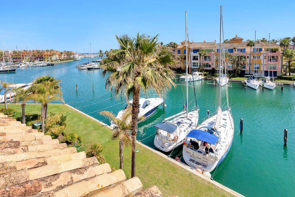 Yolo Spaces - Sotogrande Sea View Penthouse ซานโรเก ภายนอก รูปภาพ