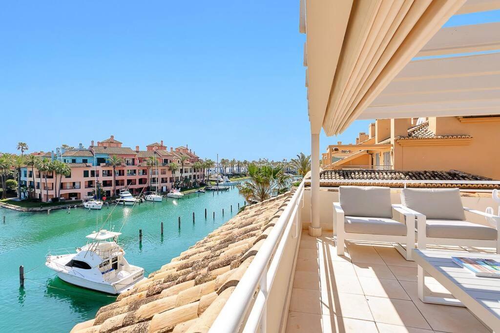 Yolo Spaces - Sotogrande Sea View Penthouse ซานโรเก ภายนอก รูปภาพ