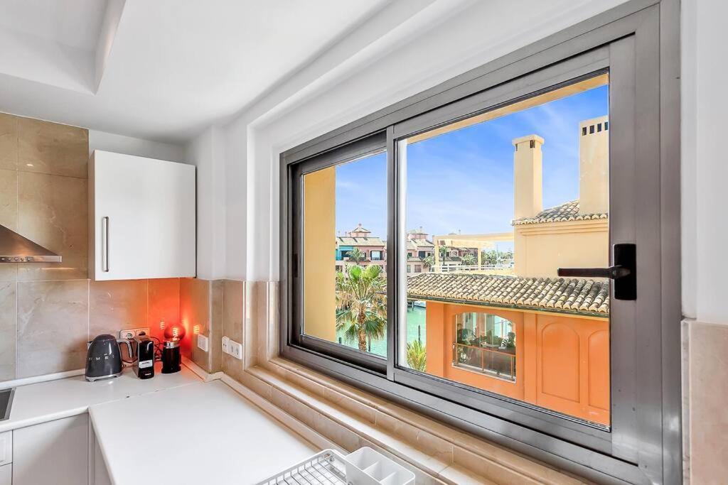 Yolo Spaces - Sotogrande Sea View Penthouse ซานโรเก ภายนอก รูปภาพ